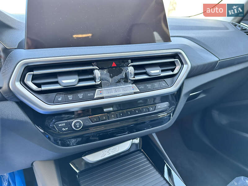 Внедорожник / Кроссовер BMW X3 2022 в Киеве