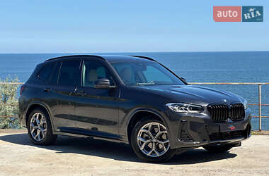 Позашляховик / Кросовер BMW X3 2022 в 