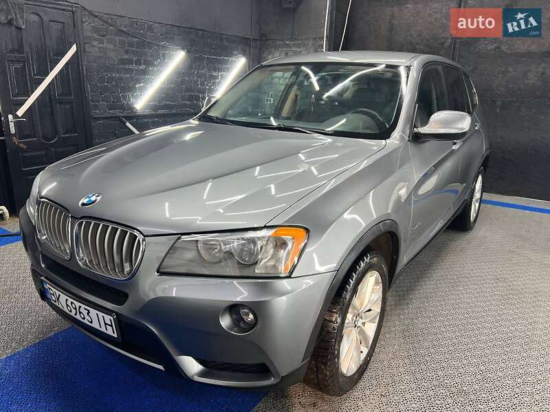Внедорожник / Кроссовер BMW X3 2014 в 