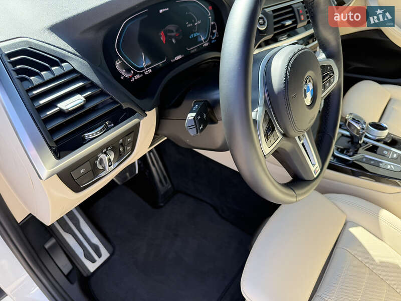 Внедорожник / Кроссовер BMW X3 2020 в Киеве