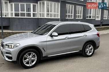 Внедорожник / Кроссовер BMW X3 2021 в 