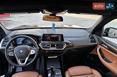 Позашляховик / Кросовер BMW X3 2023 в 