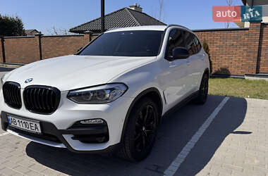 Внедорожник / Кроссовер BMW X3 2018 в 