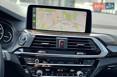 Внедорожник / Кроссовер BMW X3 2018 в 