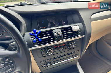 Внедорожник / Кроссовер BMW X3 2011 в 