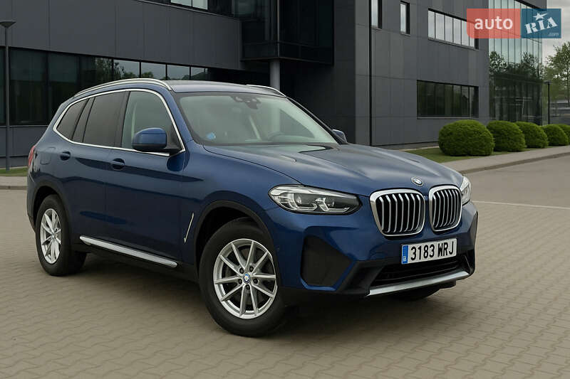 Внедорожник / Кроссовер BMW X3 2024 в Днепре
