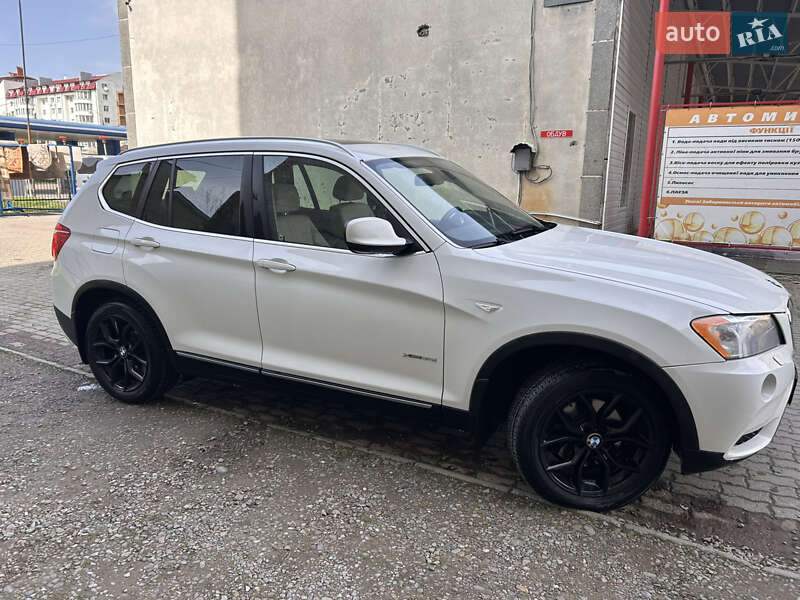 Позашляховик / Кросовер BMW X3 2011 в Чернівцях
