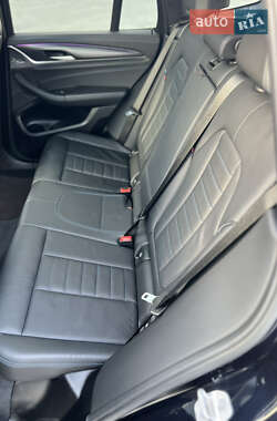 Позашляховик / Кросовер BMW X3 2021 в 
