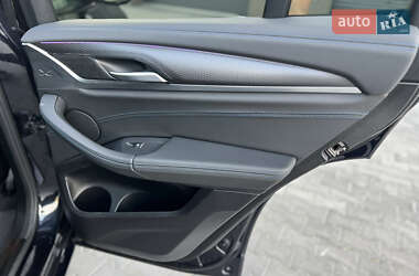Позашляховик / Кросовер BMW X3 2021 в 