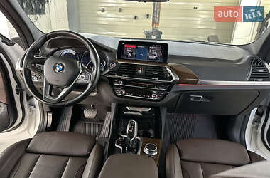 Внедорожник / Кроссовер BMW X3 2019 в 