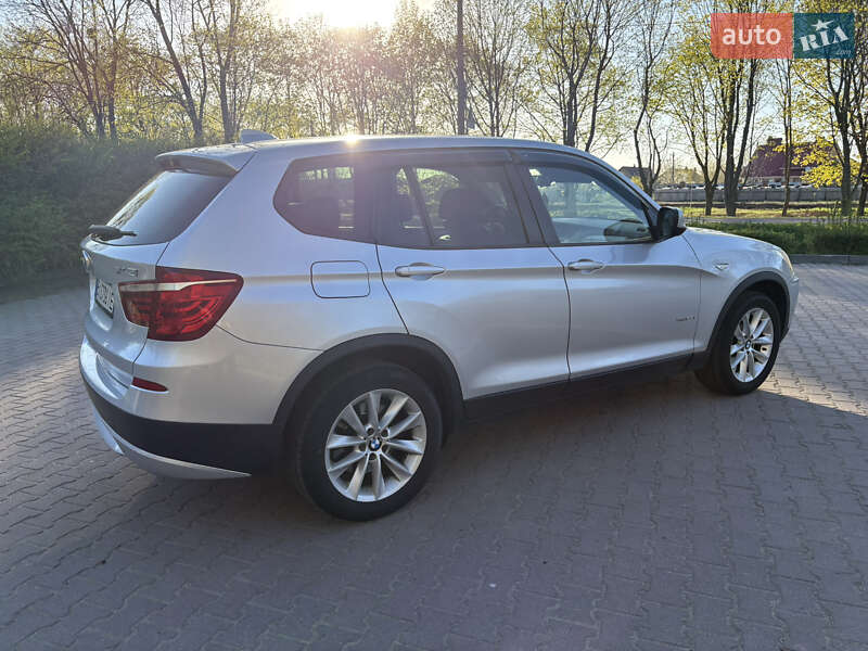Внедорожник / Кроссовер BMW X3 2013 в Миргороде