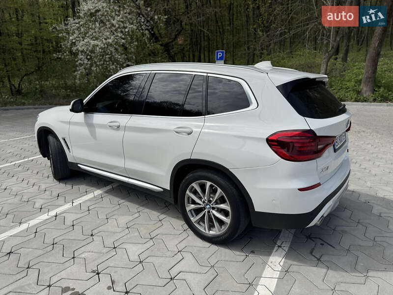 Внедорожник / Кроссовер BMW X3 2019 в Тернополе