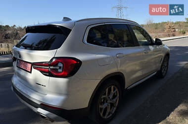 Позашляховик / Кросовер BMW X3 2022 в 