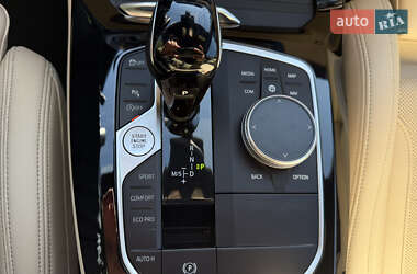 Позашляховик / Кросовер BMW X3 2022 в 