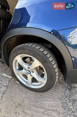 Позашляховик / Кросовер BMW X3 2011 в 