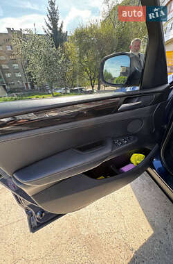 Позашляховик / Кросовер BMW X3 2011 в 