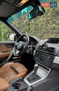 Позашляховик / Кросовер BMW X3 2010 в 