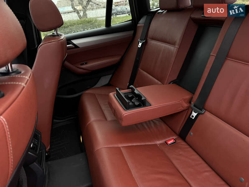 Внедорожник / Кроссовер BMW X3 2014 в Киеве
