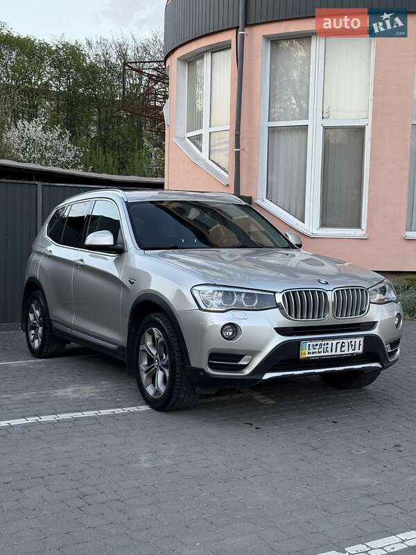 Внедорожник / Кроссовер BMW X3 2017 в 