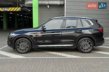 Позашляховик / Кросовер BMW X3 2023 в 