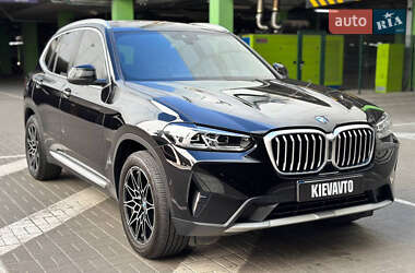 Позашляховик / Кросовер BMW X3 2023 в 