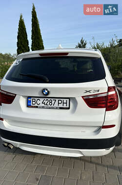 Позашляховик / Кросовер BMW X3 2012 в 