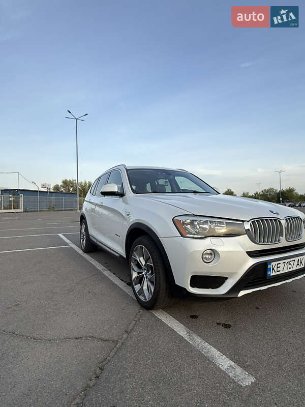 Внедорожник / Кроссовер BMW X3 2015 в 