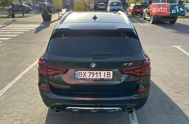 Позашляховик / Кросовер BMW X3 2017 в 