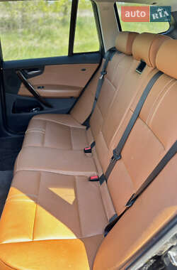 Внедорожник / Кроссовер BMW X3 2010 в 