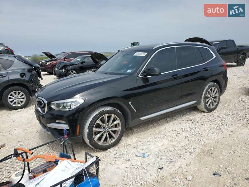 Позашляховик / Кросовер BMW X3 2018 в 