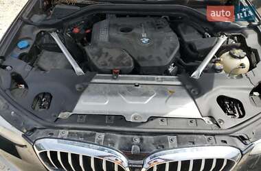 Позашляховик / Кросовер BMW X3 2018 в 