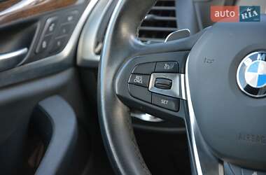 Внедорожник / Кроссовер BMW X3 2019 в 