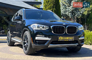 Позашляховик / Кросовер BMW X3 2018 в 