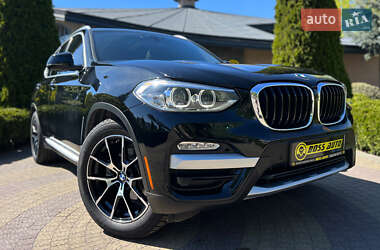 Позашляховик / Кросовер BMW X3 2018 в 