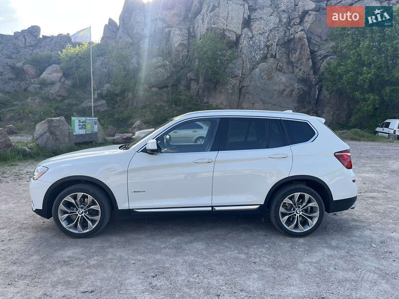 Внедорожник / Кроссовер BMW X3 2016 в Первомайске