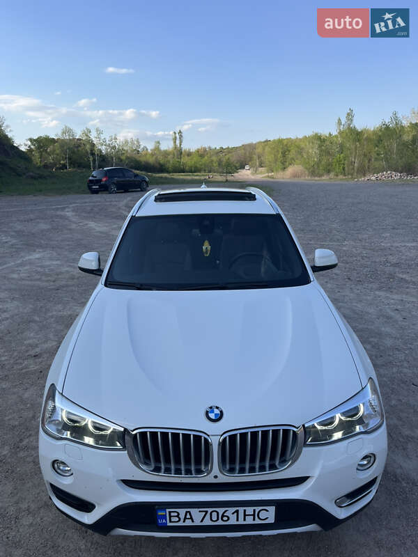 Внедорожник / Кроссовер BMW X3 2016 в Первомайске