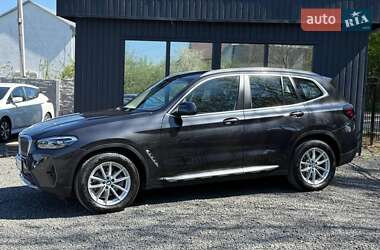 Позашляховик / Кросовер BMW X3 2022 в 