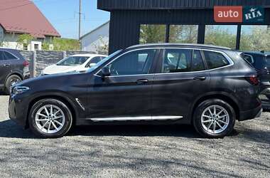 Позашляховик / Кросовер BMW X3 2022 в 