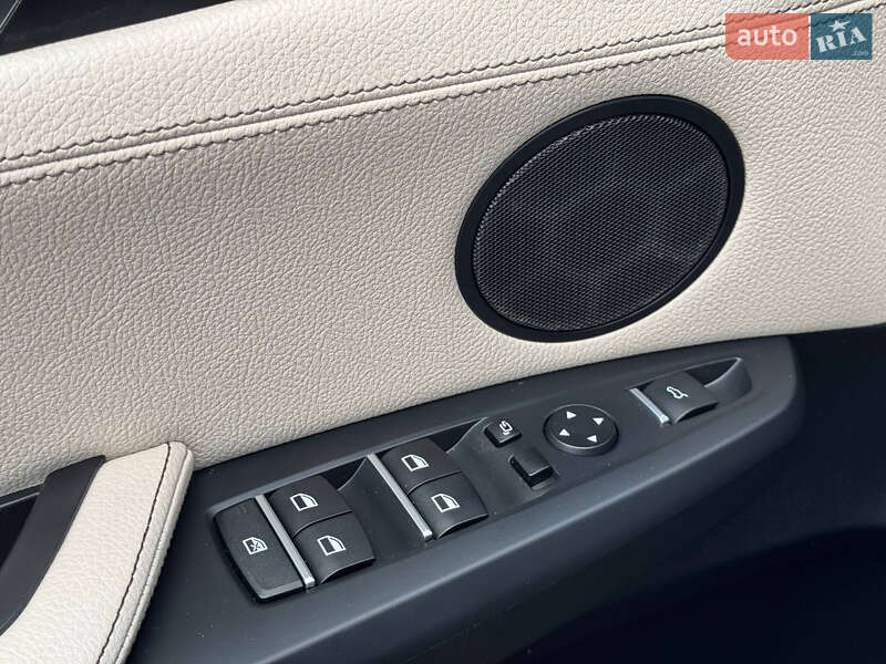 Внедорожник / Кроссовер BMW X3 2016 в Киеве