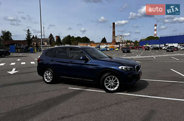Позашляховик / Кросовер BMW X3 2021 в 