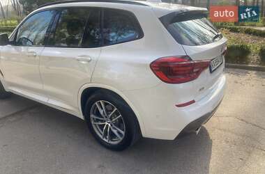 Позашляховик / Кросовер BMW X3 2018 в 