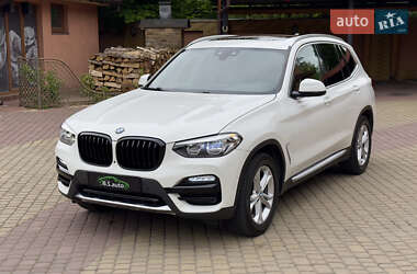 Позашляховик / Кросовер BMW X3 2018 в 