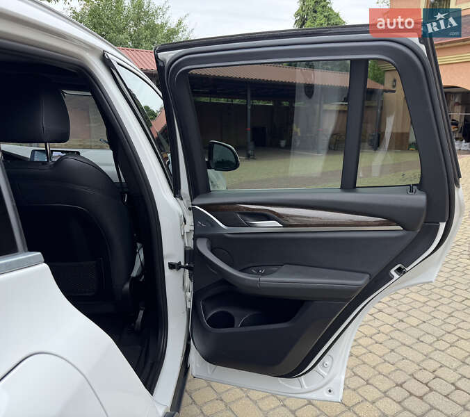 Позашляховик / Кросовер BMW X3 2018 в Мукачевому