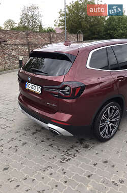 Позашляховик / Кросовер BMW X3 2022 в 