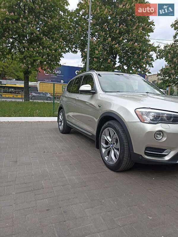 Внедорожник / Кроссовер BMW X3 2014 в Киеве
