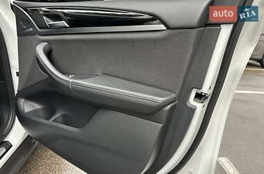 Внедорожник / Кроссовер BMW X3 2020 в 