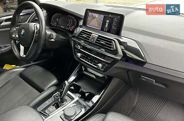 Внедорожник / Кроссовер BMW X3 2020 в 