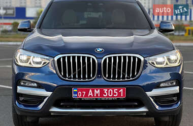 Позашляховик / Кросовер BMW X3 2018 в 