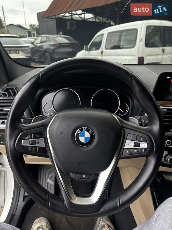 Внедорожник / Кроссовер BMW X3 2021 в Стрые