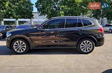 Внедорожник / Кроссовер BMW X3 2018 в 